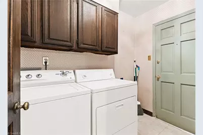 306 Leland Drive, Greensboro, NC 27455 - Photo 12
