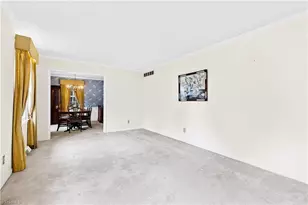 306 Leland Dr, Greensboro, NC 27455 - Photo 8