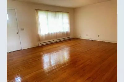 529 E Devon Drive E, Mount Airy, NC 27030 - Photo 4