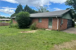 529 E Devon Dr E, Mount Airy, NC 27030 - Photo 26