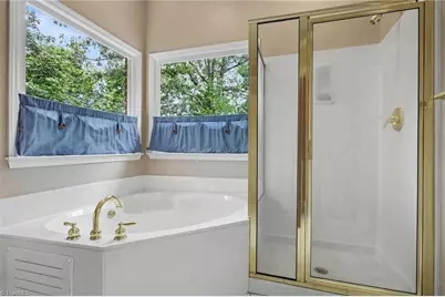 3211 Timberoak Court, Greensboro, NC 27410 - Photo 24