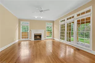 3211 Timberoak Ct, Greensboro, NC 27410 - Photo 10