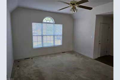 130 Cloverfield Court, Winston-Salem, NC 27127 - Photo 8
