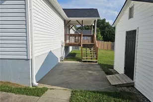 130 Cloverfield Ct, Winston-Salem, NC 27127 - Photo 36