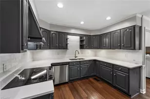 4007 Bradenton Dr, Greensboro, NC 27406 - Photo 10