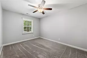 4007 Bradenton Dr, Greensboro, NC 27406 - Photo 28