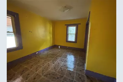 2709 Bon Air Avenue, Winston-Salem, NC 27105 - Photo 8
