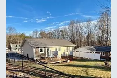 144 Strawberry Lane, Mount Airy, NC 27030 - Photo 6