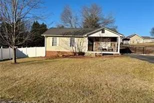 144 Strawberry Ln, Mount Airy, NC 27030 - Photo 2