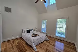6916 Harvest Glen Dr, Greensboro, NC 27406 - Photo 8