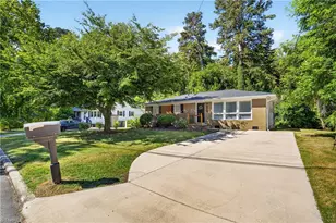 4316 Halifax Rd, Greensboro, NC 27407 - Photo 8