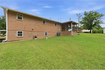 401 Grant Street, East Spencer, NC 28027 - Photo 28