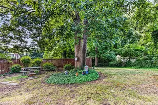 2000 N Holden Rd, Greensboro, NC 27408 - Photo 22