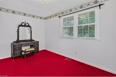 2000 N Holden Road, Greensboro, NC 27408 - Photo 12