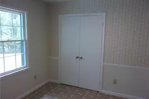 2706 Miriam Ct, High Point, NC 27263 - Photo 10