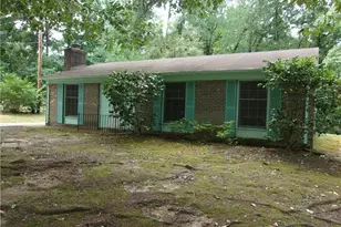 2706 Miriam Ct, High Point, NC 27263 - Photo 2