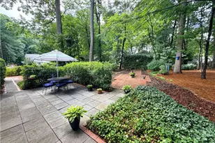 5810 Spanish Oak Dr, Greensboro, NC 27409 - Photo 36