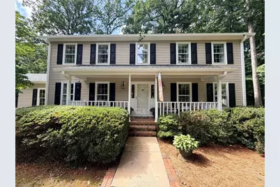 5810 Spanish Oak Drive, Greensboro, NC 27409 - Photo 2