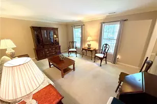 5810 Spanish Oak Dr, Greensboro, NC 27409 - Photo 14