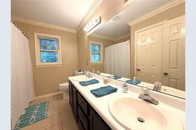 5810 Spanish Oak Drive, Greensboro, NC 27409 - Photo 32