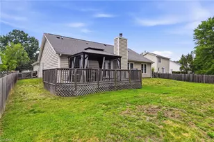 6 Hickory Knoll Ct, Greensboro, NC 27407 - Photo 28