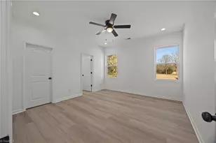 111 E Earnhardt St, Salisbury, NC 28144 - Photo 26