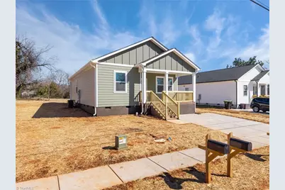 111 E Earnhardt Street, Salisbury, NC 28144 - Photo 2