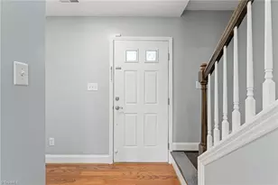 125 Village Club Ln, Clemmons, NC 27012 - Photo 6