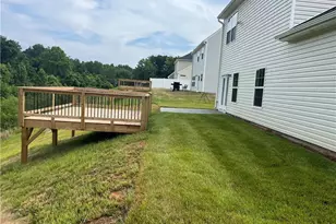 218 Kyndall Run Dr, Lexington, NC 27295 - Photo 2