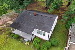 124 Manor Dr, High Point, NC 27260 - Photo 8