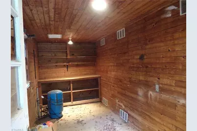 511 Cheeks Lane, Graham, NC 27253 - Photo 6