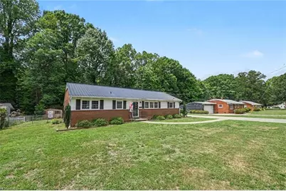 525 N Carr Street, Mebane, NC 27302 - Photo 24