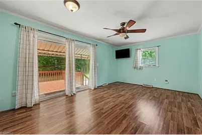 525 N Carr Street, Mebane, NC 27302 - Photo 6
