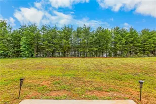 3048 Stauton Dr, Winston-Salem, NC 27105 - Photo 14