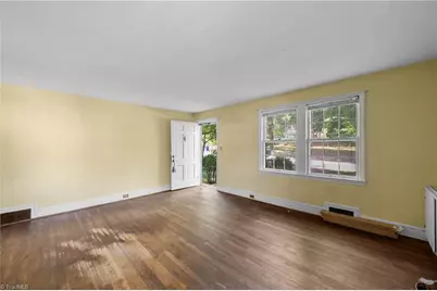 2259 Sherwood Drive, Winston-Salem, NC 27103 - Photo 4