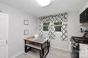32 W Highland Ave, Granite Falls, NC 28630 - Photo 12