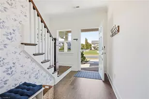 1826 Eastover Ct, Kernersville, NC 27284 - Photo 2