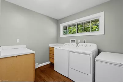 1100 Salem Lake Road, Winston-Salem, NC 27107 - Photo 22