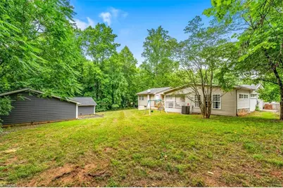 1100 Salem Lake Road, Winston-Salem, NC 27107 - Photo 24