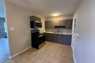 1012 Meadowbrook Blvd, High Point, NC 27260 - Photo 6