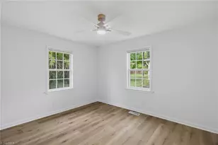 931 Marlboro St, High Point, NC 27260 - Photo 16