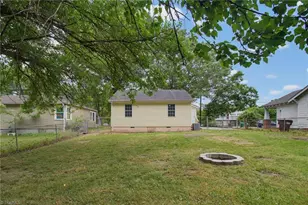 931 Marlboro St, High Point, NC 27260 - Photo 26