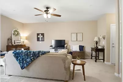 5425 Forester Drive #2B, High Point, NC 27265 - Photo 4