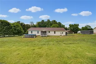 1719 Brittany Ridge Dr, Kernersville, NC 27284 - Photo 28