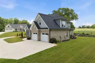 477 Rosewood Dr, Winston-Salem, NC 27127 - Photo 36