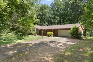 107 Ben Nevis Dr, Kernersville, NC 27284 - Photo 1