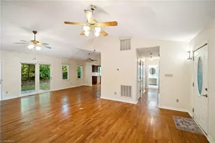 2350 Oakton Dr, Clemmons, NC 27012 - Photo 4