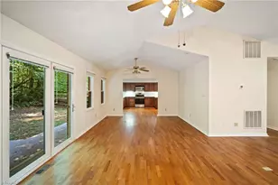 2350 Oakton Dr, Clemmons, NC 27012 - Photo 8