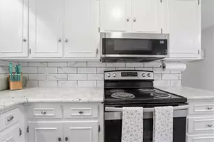 205 Fairway Dr, Eden, NC 27288 - Photo 20