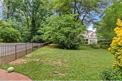 2605 Loch Drive, Winston-Salem, NC 27106 - Photo 38